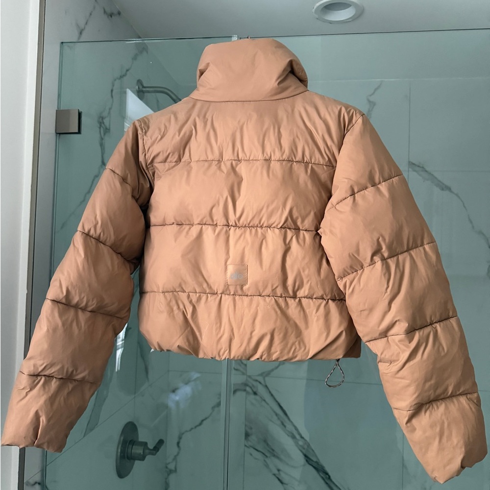 ALO Women's Puffer Jacket